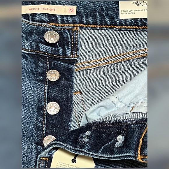 Levis Wedgie Straight Fit Women’s Jeans Unstoppable Wear Color Size 23x28 - Picture 6 of 11